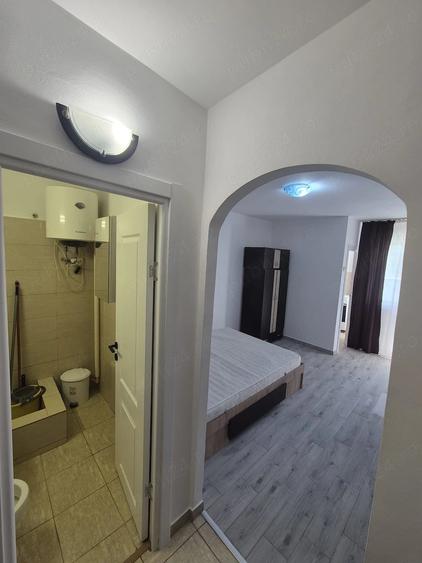Garsonieră decomandată în Alexandru cel Bun