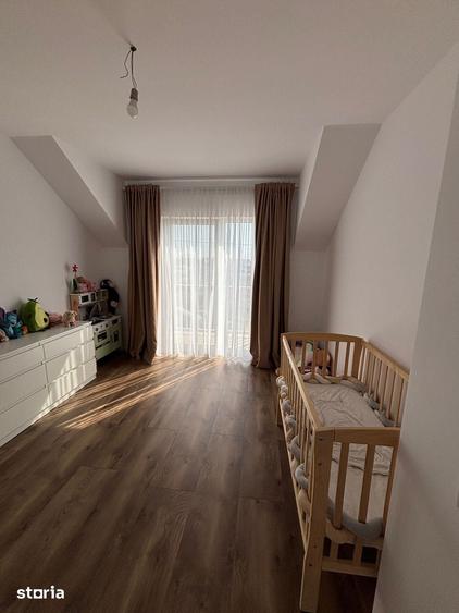 Apartament cu 4 camere în Moșnița Nouă