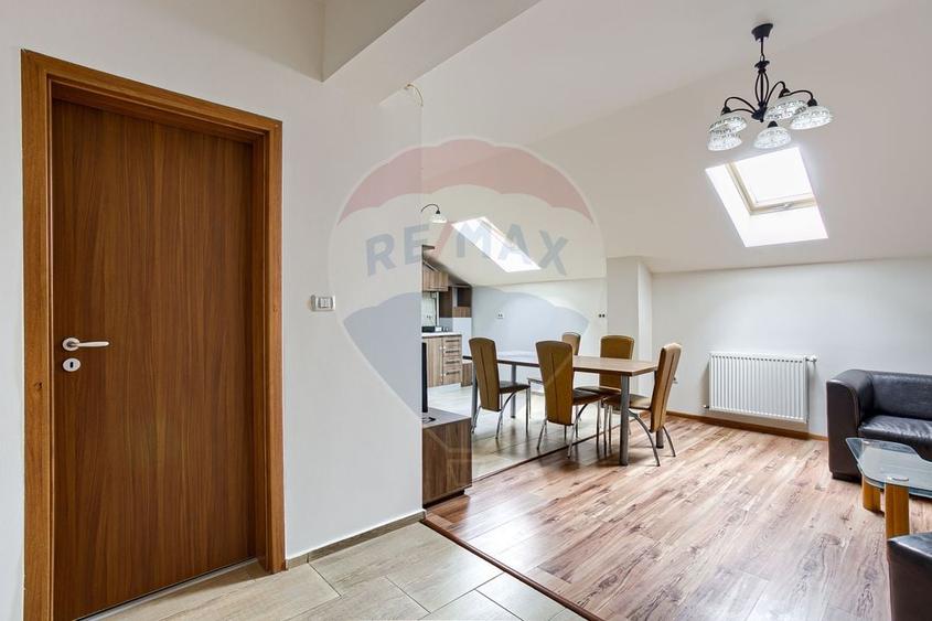 Apartament cu 3 camere decomandat, mobilat în Aradul Nou