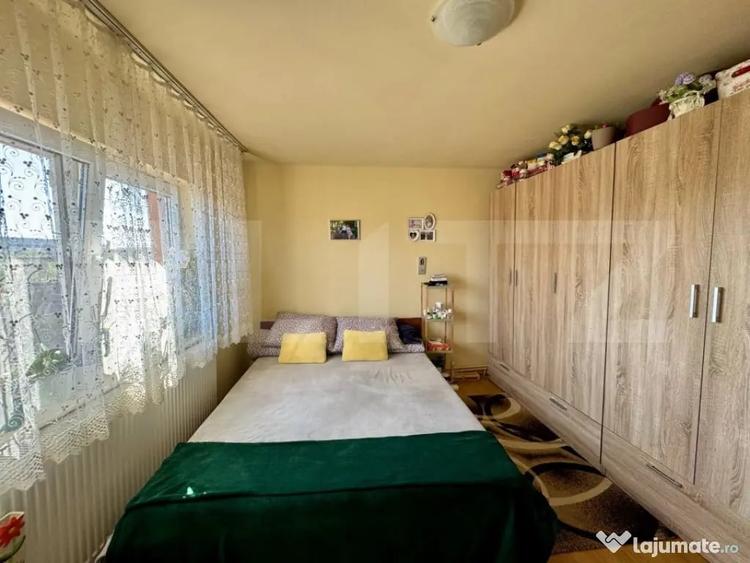 Casă cu 5 camere cu Teren 260 Mp în Central