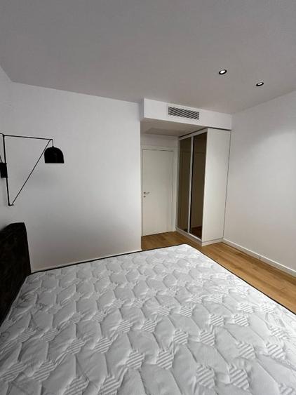 Apartament cu 2 camere decomandat, mobilat în Herăstrău