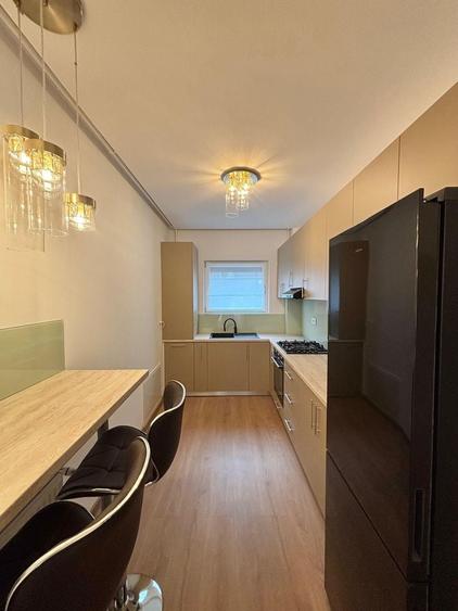 Apartament cu 3 camere, mobilat în Floreasca