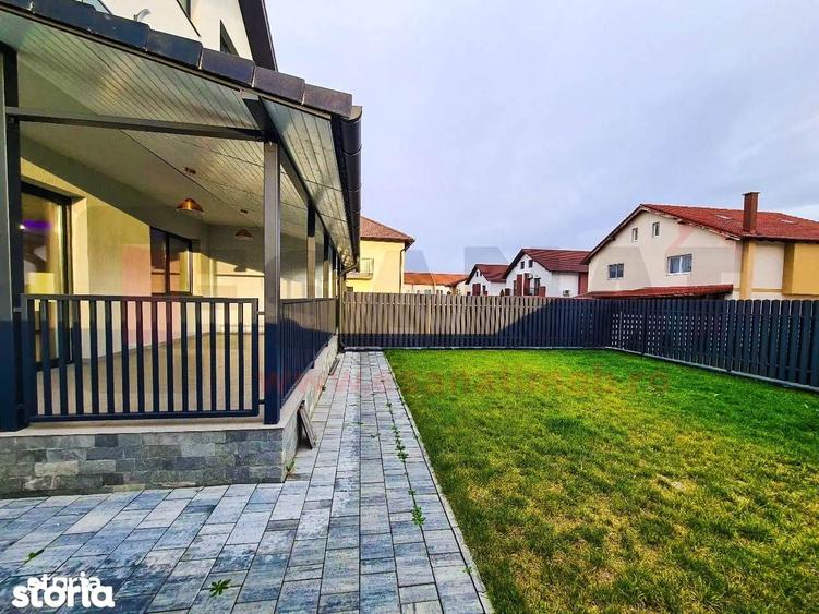 Casă cu 4 camere în Central