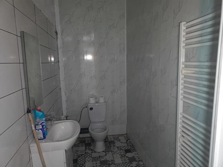 Spațiu comercial, de 47 mp, în Micro 14