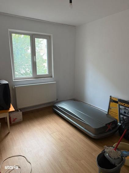 Apartament cu 2 camere semidecomandat în Dârste