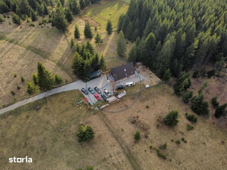 Casă cu 4 camere cu Teren 1500 Mp în Tiha Bârgăului