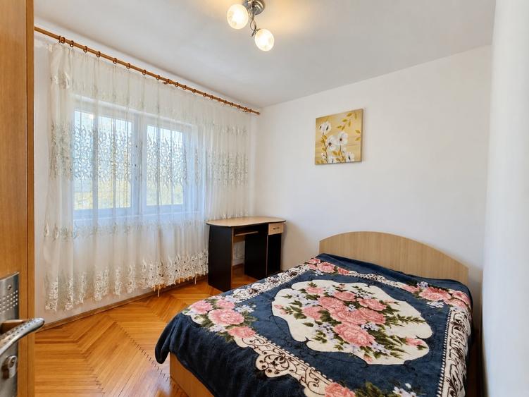Apartament cu 2 camere decomandat, mobilat în Girocului