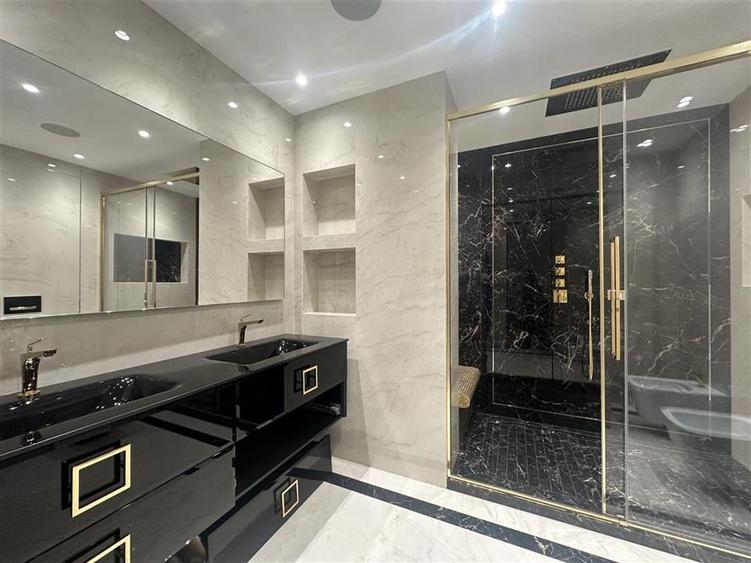 Apartament cu 5 camere decomandat, mobilat în Floreasca