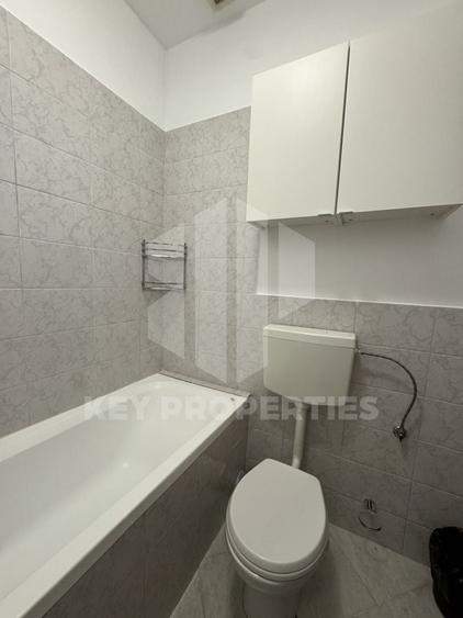 Apartament cu 2 camere semidecomandat în Armeneasca