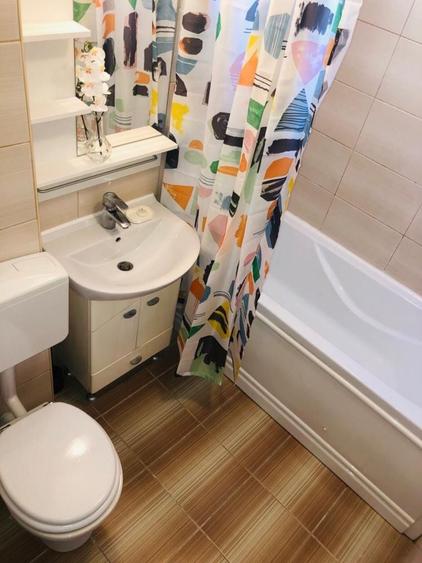 Apartament cu 2 camere semidecomandat în Titan