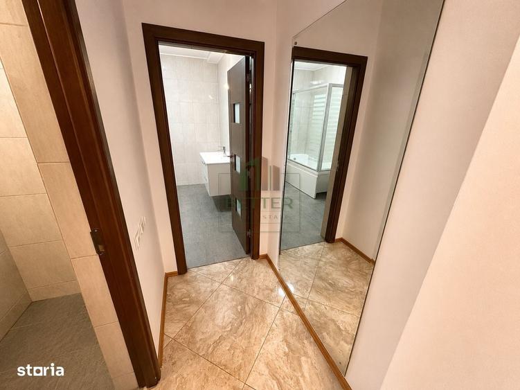Apartament cu 3 camere semidecomandat în Ștefăneștii de Jos