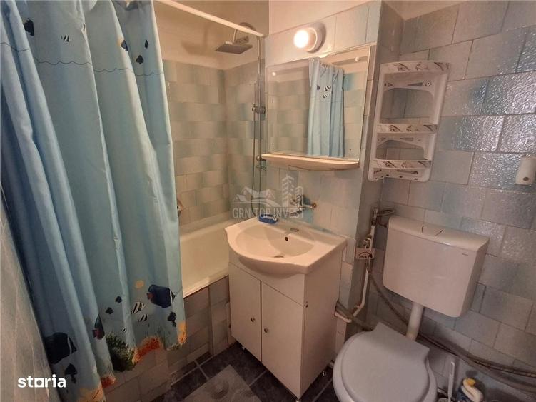 Apartament cu 2 camere decomandat în Mihai Viteazul