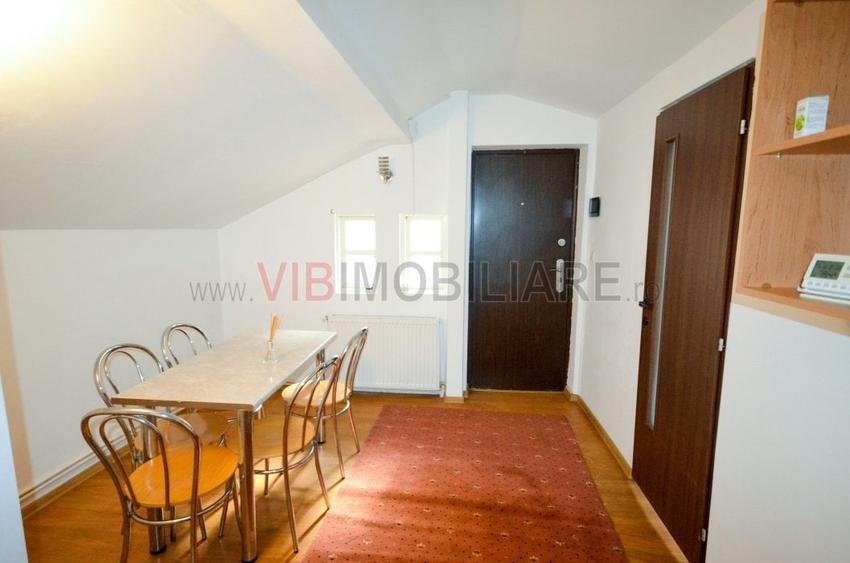 Apartament cu 4 camere decomandat, mobilat în Parcul Carol