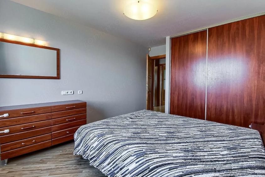 Apartament cu 2 camere decomandat în Olimpia-Stadion