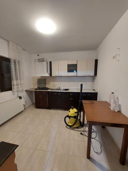 Casă individuală cu 4 camere cu Canalizare în Galata