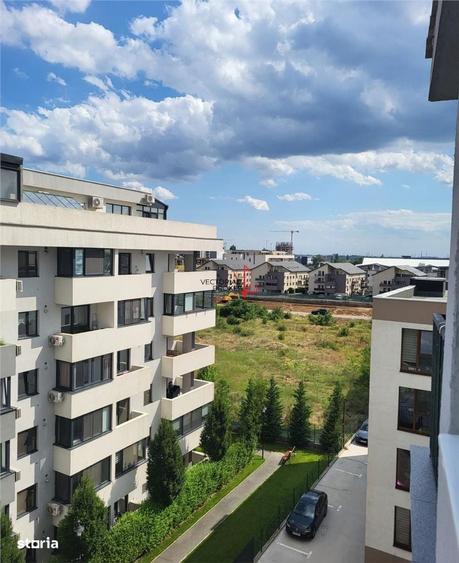 Apartament cu 3 camere decomandat în Theodor Pallady