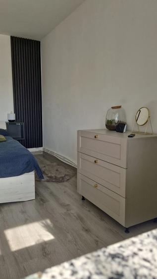 Garsonieră decomandată în Deve