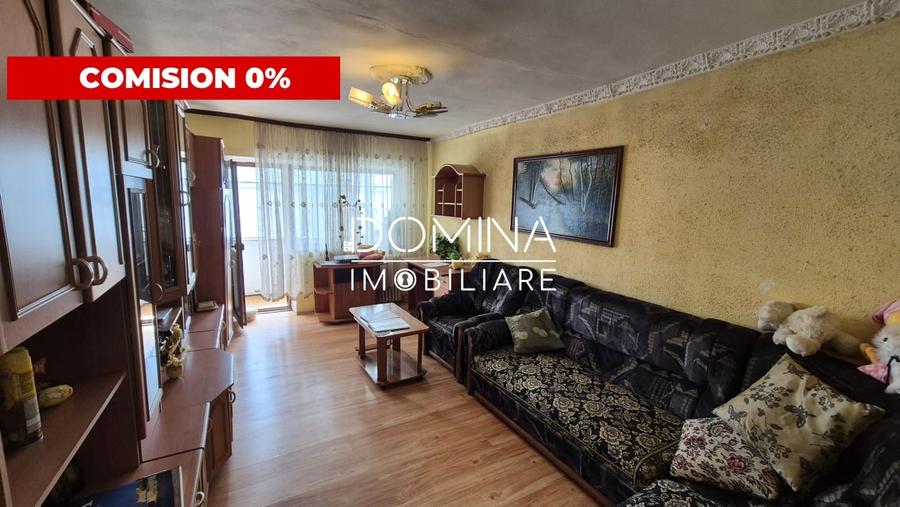 Apartament cu 3 camere decomandat, mobilat în Traian