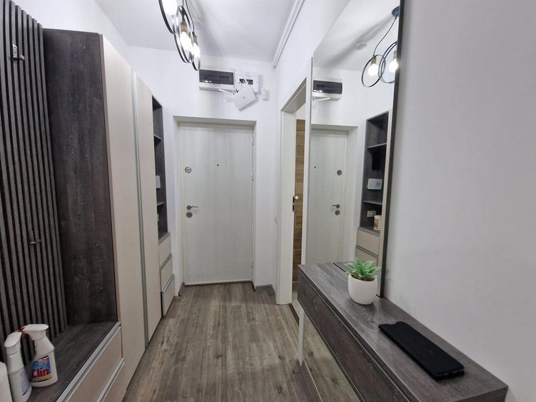 Apartament cu 2 camere decomandat, mobilat în Take Ionescu