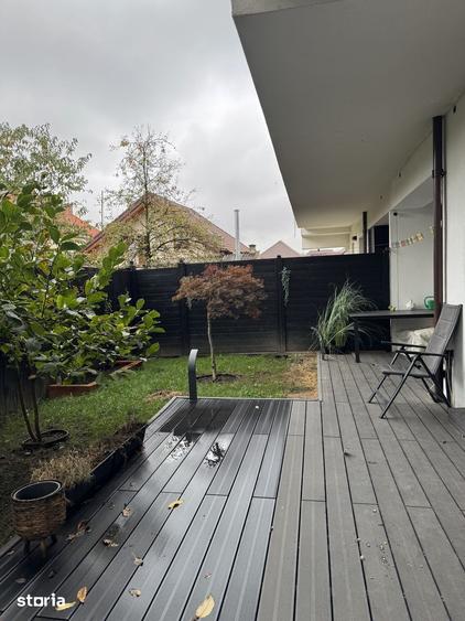 Apartament cu 2 camere, mobilat în Florilor
