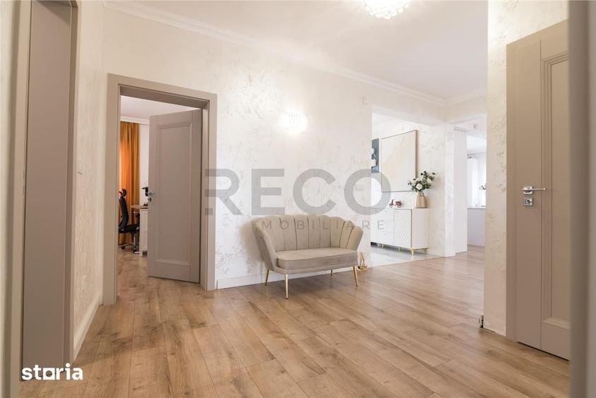 Casă cu 4 camere cu Teren 490 Mp în Central