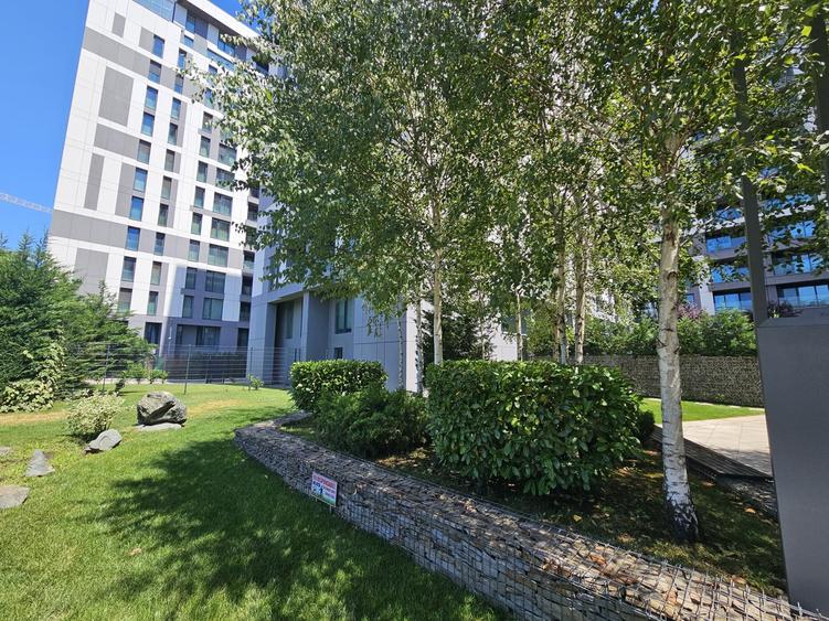 Apartament cu 2 camere semidecomandat, mobilat în Aviației