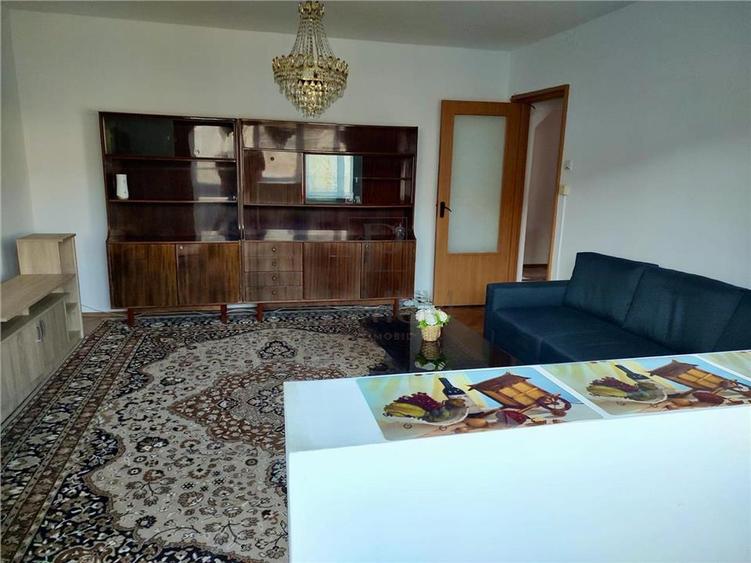 Apartament cu 4 camere decomandat, mobilat în Girocului — fotografia 3