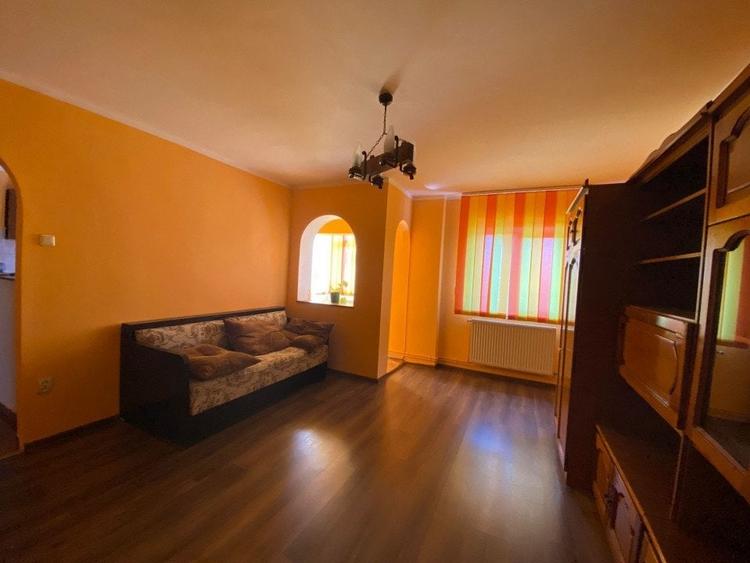Apartament cu 3 camere în Turnișor