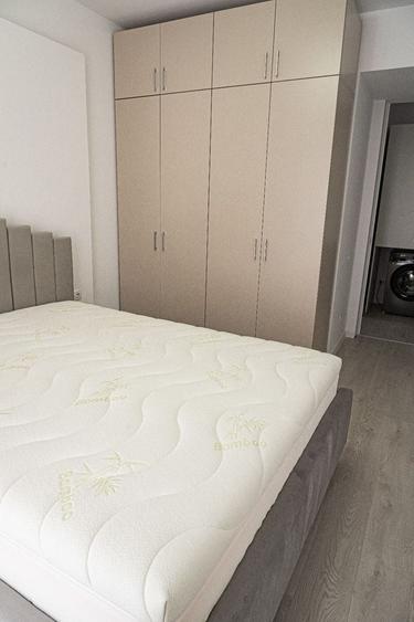 Apartament cu 2 camere decomandat, mobilat în Politehnica