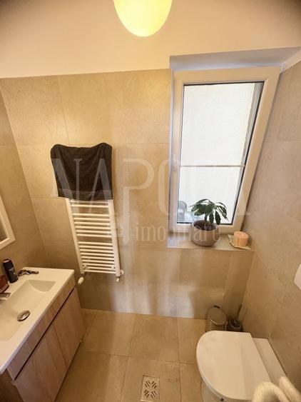 Penthouse cu 4 camere, mobilat în Iris