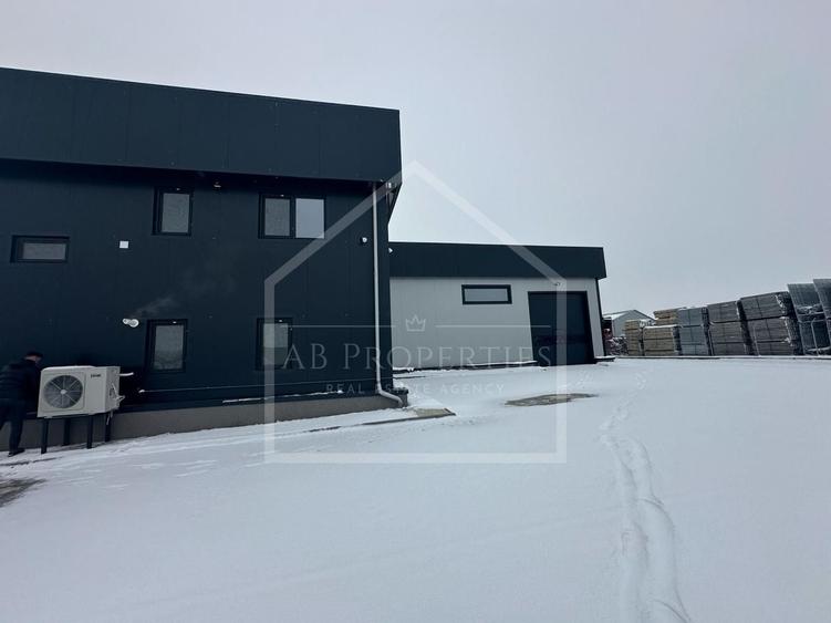 Spațiu industrial, de 450 mp, în Est