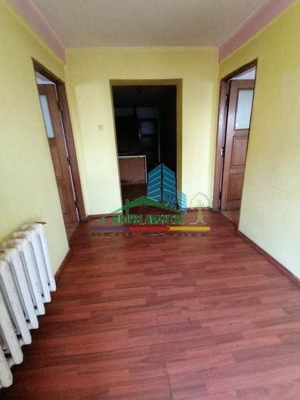 Casă cu 5 camere cu Teren 416 Mp în Central