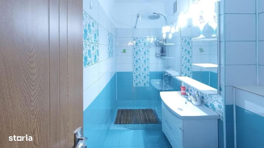 Apartament cu 4 camere decomandat în Ultracentral