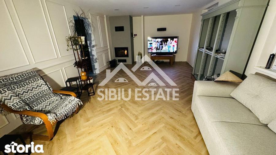 Casă cu 4 camere cu Teren 400 Mp în Central