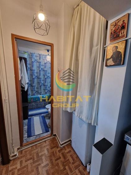 Apartament cu 4 camere semidecomandat, mobilat în Brâncoveanu