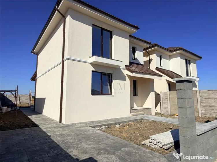 Casă cu 4 camere cu Teren 350 Mp în Moșnița Veche