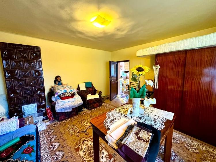 Casă individuală cu 3 camere cu Canalizare în Dâmbul Rotund