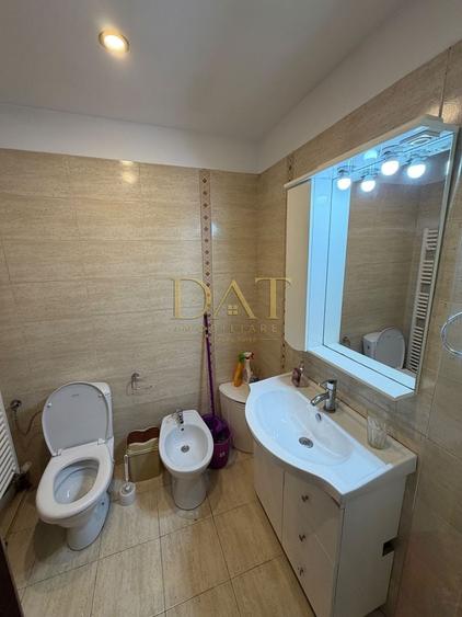 Apartament cu 2 camere decomandat în Dâmbul Rotund