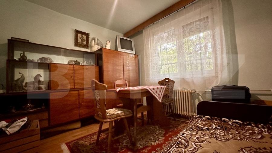 Apartament cu 3 camere decomandat, mobilat în Dacia