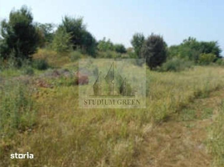 Teren de 2515 mp, în Central
