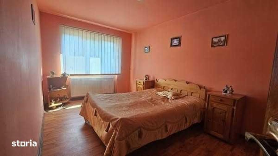 Apartament cu 4 camere în Central