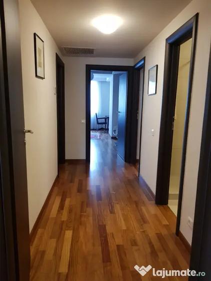 Apartament cu 4 camere decomandat, mobilat în Nordului