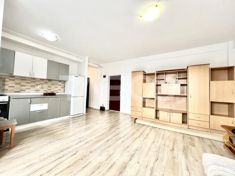 Apartament cu 2 camere semidecomandat, mobilat în Gheorgheni