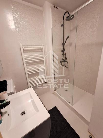 Apartament cu 3 camere decomandat, mobilat în Circumvalațiunii