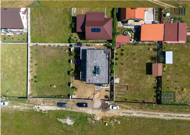 Casă individuală cu 4 camere cu Teren 1000 Mp în Bod
