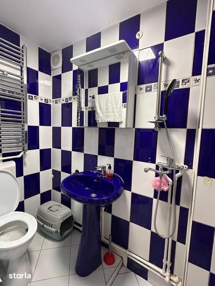 Garsonieră semidecomandată în Micro 40