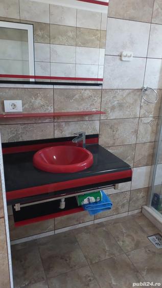 Casă cu 5 camere cu Teren 300 Mp în Central