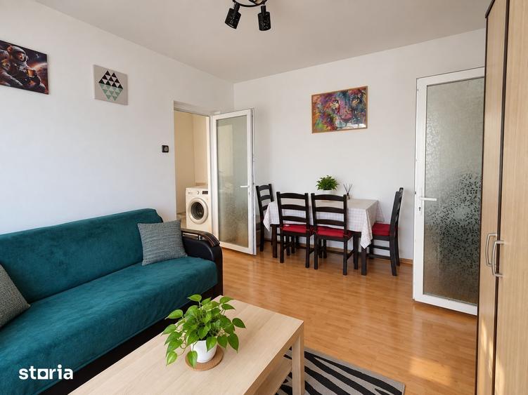 Apartament cu 3 camere semidecomandat în Cug