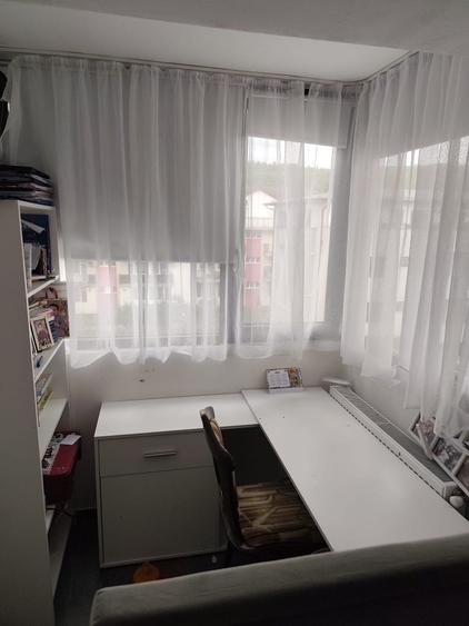 Apartament cu 3 camere în Florești