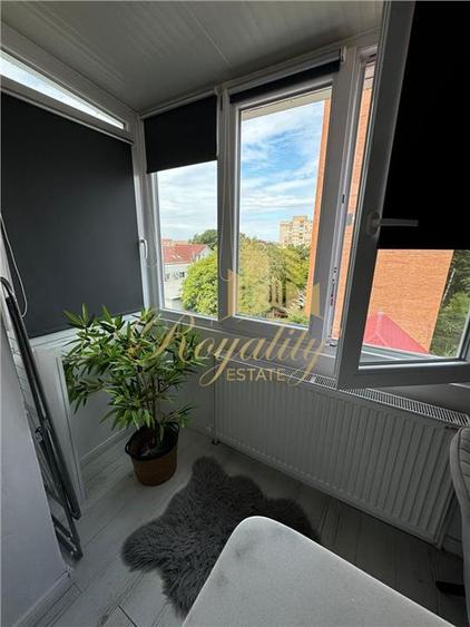 Apartament cu 2 camere decomandat, mobilat în Olimpia-Stadion